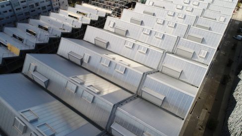 Prises de vues aériennes de la nouvelle école des beaux-Arts situés sur l'ile de Nantes, et proche du palais de justice et de la halle 6 Alstom en cours de rénovation.