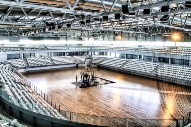 En 2010, lors de la pose des dernières lattes de parquet de la nouvelle salle de la Trocardière à Rezé en Loire-Atlantique