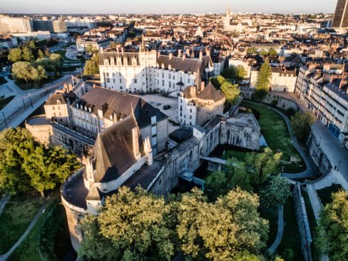 Le château des Ducs à Nantes. Y-a-t-il encore besoin de parler de ce lieu, symbole de la Bretagne , de son pouvoir.