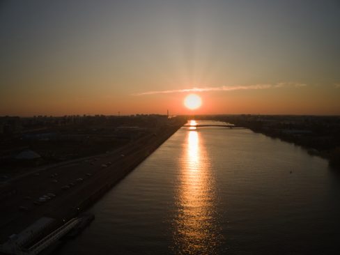 Ca y est, le soleil et ses rayons dorés sur la Loire et ses ponts.