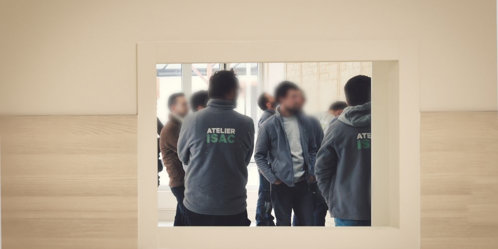 Les salariés de l'entreprise Atelier Isac visitent un de leur dernier chantier réalisé.