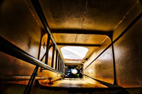 Monter, descendre, échelles, escaliers, le chemin est parfois escarpé pour atteindre le sport nous permettant de sortir la meilleure photo