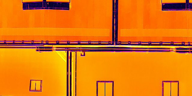 analyse thermique des toits Étude thermique par drone d'une très grande toiture