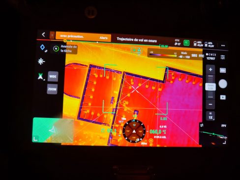 Ponts thermiques et flaches d'eau en toiture pour cette inspection et étude thermique.