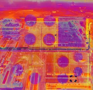 prises de vues par drone dans le cadre d'une étude thermique. Deux images sont superposées