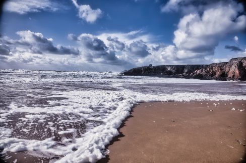 Quand deux vagues d'écumes s'exerce à la géométrie