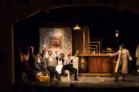 Une photo prise lors de la pièce de théâtre de Guillaume Roussel, "je n'irai pas à Sing Sing".