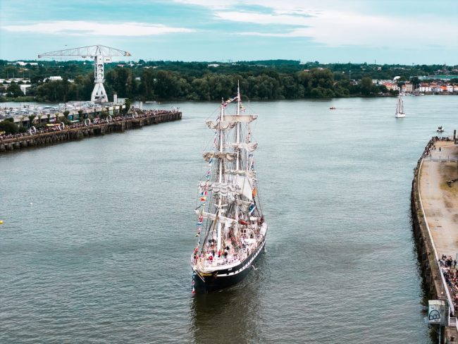 Débord de Loire 2025-L'arrivée du Belem dans le port de Nantes