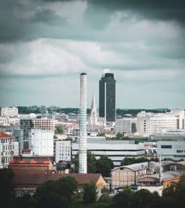 L'alignement des tours à Nantes,
