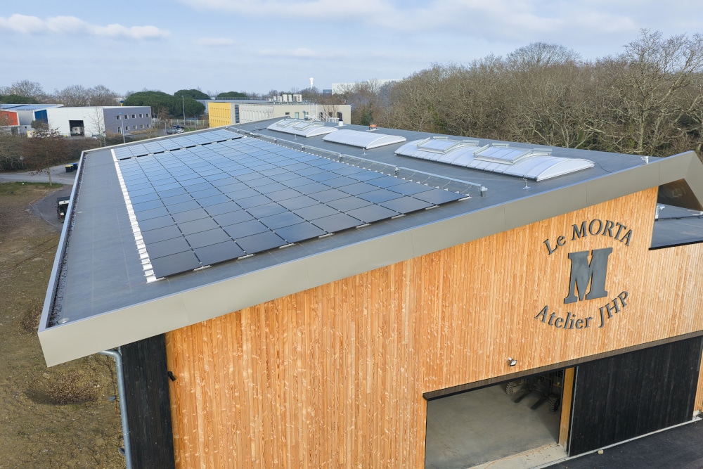 Le nouvel atelier du coutelier JH Morta à Saint-André-des-Eaux, livré en décembre 2025