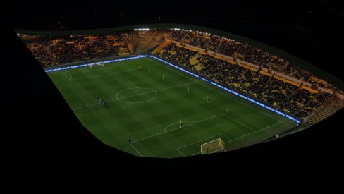 Réception de la section féminine du PSG dans le mythique stade de la Beaujoire.