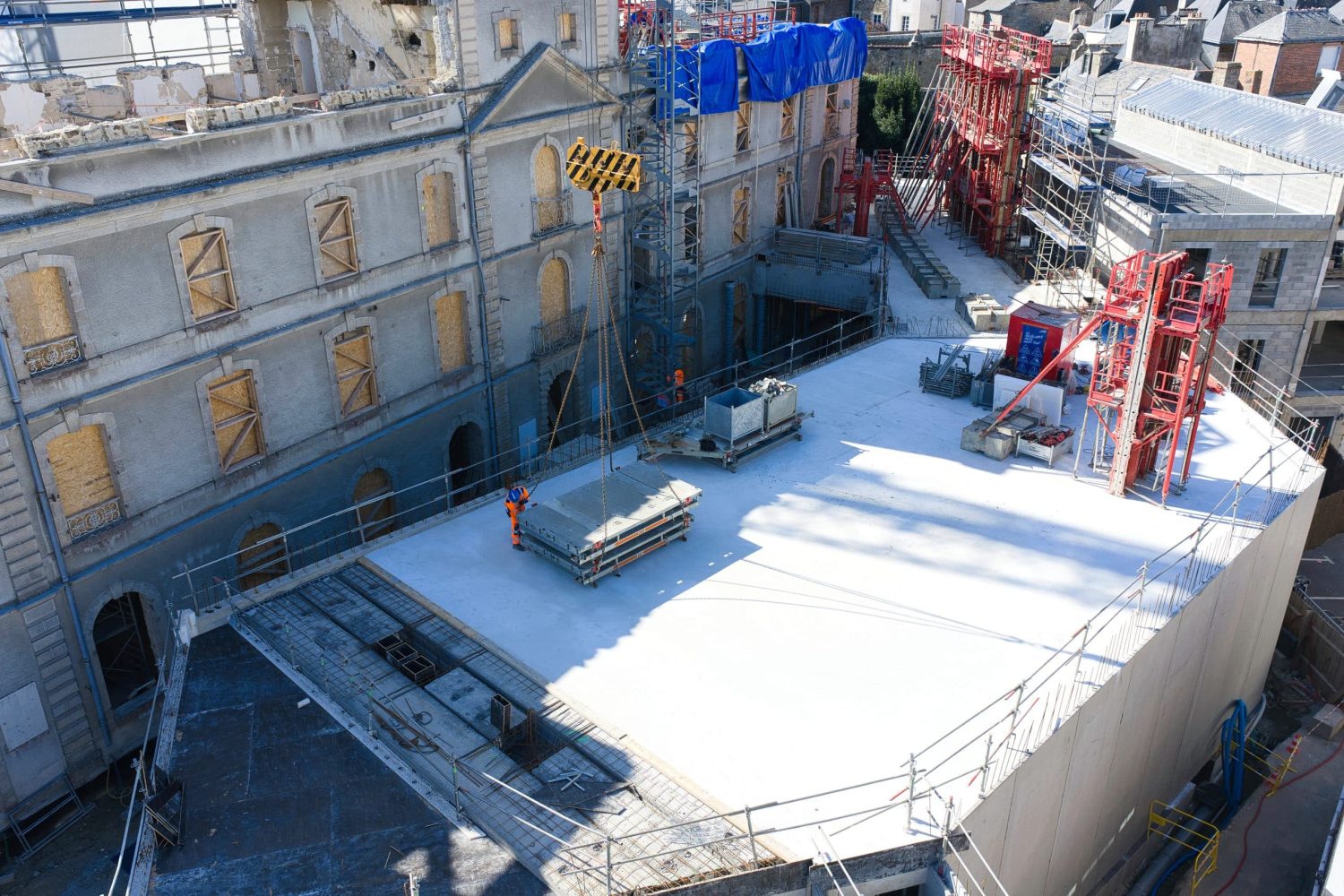 Le chantier du futur musée des Beaux-Arts au château de l'Hermine à Vannes, par drone