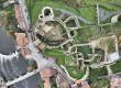 Orthophoto par drone du château de Clisson et de ses remparts, au bord de la Sèvre nantaise (novembre 2023)